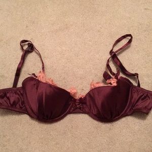 NWT Victoria Secret Burgundy satin bra 34b w/ lace
